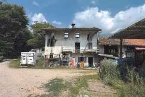 Immobile in asta di 1138 m² con 1 locale a Feltre