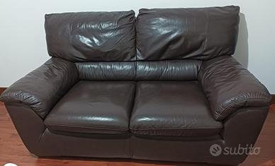 natuzzi divani e divani pelle 2 e 3 posti 200 euro