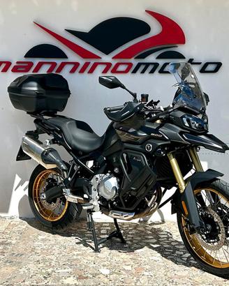 Voge Valico 900 DSX Black Night solo 3600 Km