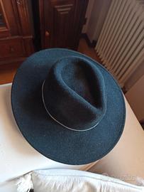 Cappello lana Zara tesa larga