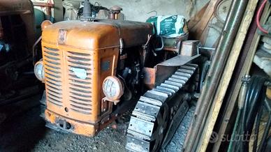 Trattore cingolato Fiat 25 c