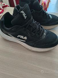 Scarpe sportive Fila nere uomo taglia 42