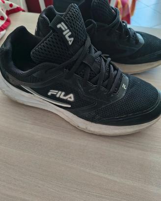 Scarpe sportive Fila nere uomo taglia 42