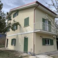 VILLA SINGOLA A OLEVANO ROMANO