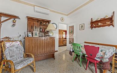 SPLENDIDO TRILOCALE CON BALCONI!