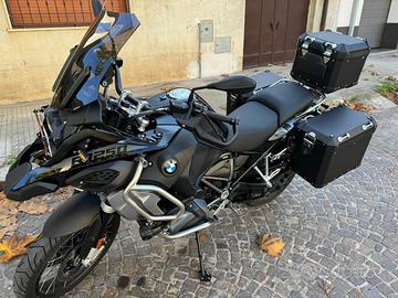 Bmw r 1250 gs adv triple black