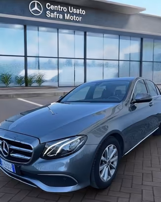 Mercedes-Benz Classe E E 220d 4Matic Auto Bus...