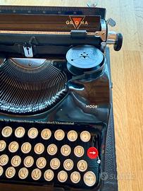 Macchina da scrivere Groma Model N 1939