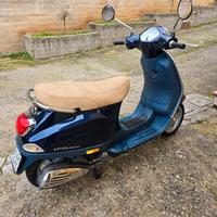 Piaggio Vespa 50 LX
