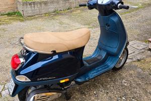 Piaggio Vespa 50 LX