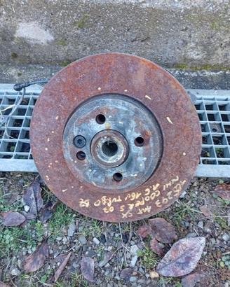 mozzo ruota anteriore sx 