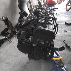 motore yamaha xj6 2011 