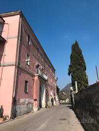 DEPOSITO di 25 mq circa + SOPPALCO di 8 mq circa