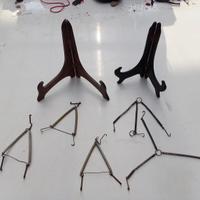 Porta Piatti Sia A Molla Che Da Tavola 9 PZ € 4,