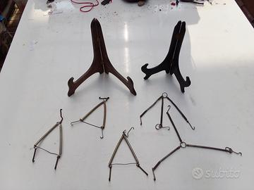 Porta Piatti Sia A Molla Che Da Tavola 9 PZ € 4,