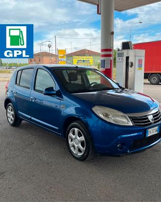 Dacia Sandero 1.4 Benzina/GPL Anno 2009 anche neop