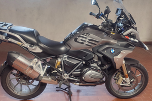 BMW R 1200 GS triple black exclusive