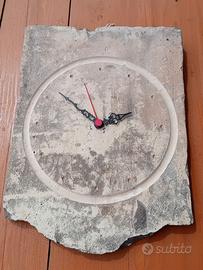 Orologio in tegola dell'800 fatta a mano