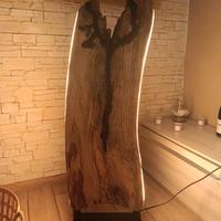 Lampada in legno vero