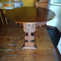 Tavolo sala in legno