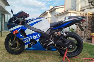 Moto Suzuki GSX r 1000 k1