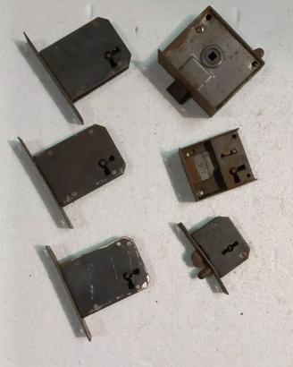 LOTTO DI SERRATURE ANTICHE PER RESTAURO DI MOBILI