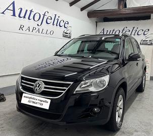Volkswagen Tiguan 2.0 16V TDI DPF Sport & Style (1