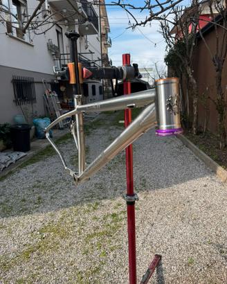 Telaio Stanton Switch9er Titanio taglia M