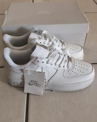 Nike Air Force 1 uomo bianche 42 nuove