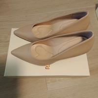 scarpe da donna taglia 38, tacco 5 cm.