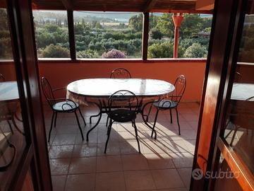 VILLASIMIUS graziosa casa panoramica per vacanze