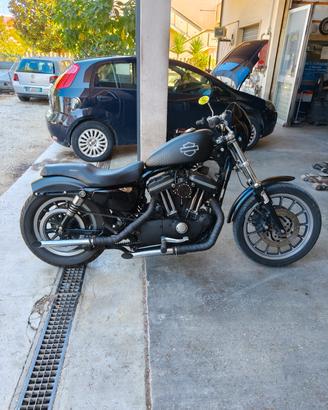 Harley Davidson sportster 883R