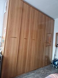 Armadio 6 ante,colore ciliegio.