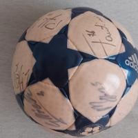 Champions Adidas  pallone
