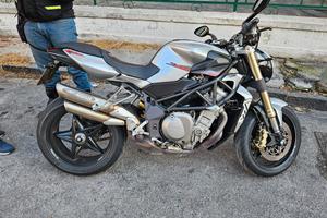 MV Agusta Brutale 989r , accessori a parte