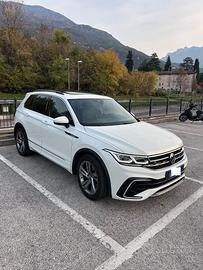 Volkswagen Tiguan 2.0 TDI 150 CV DSG  R-Line