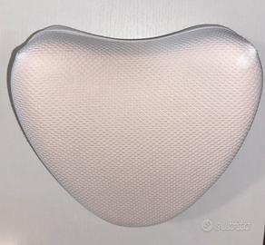 Cuscino gambe a forma di cuore