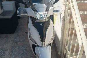 Scooter people 125