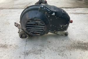 Motore Vespa faro basso