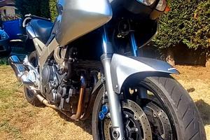 YAMAHA TDM 900