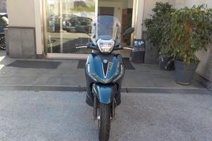 PIAGGIO Beverly 400 i.e. Anno