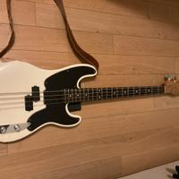 Fender precision Mike Dirnt Road Worn
