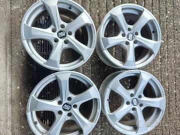 4 cerchi 17 come nuovi