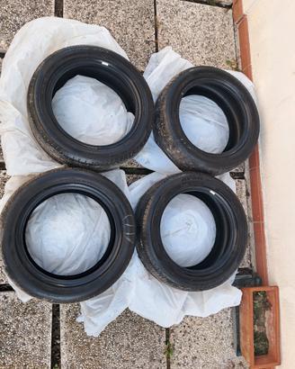 gomme sportive Avon zv7 185 55 15