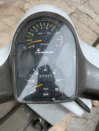 Piaggio Vespa Cosa 125