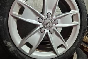 4 Cerchi Originali Audi A3 + Gomme Estive 90%