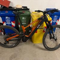 Bicicletta EMTB Olympia Murdok top