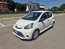 toyota-aygo-1-0-12v-vvt-i-5-porte-68cv-navi-neopat