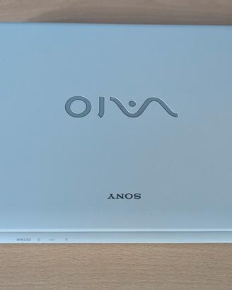 Sony Vaio 15" Intel I3 8Gb SSD