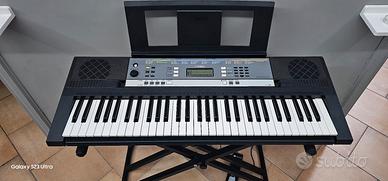 Yamaha YPT-240